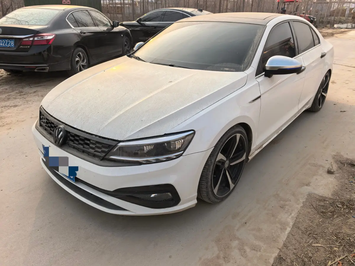2019 Volkswagen Passat 1.4T 150HP L4 7DCT