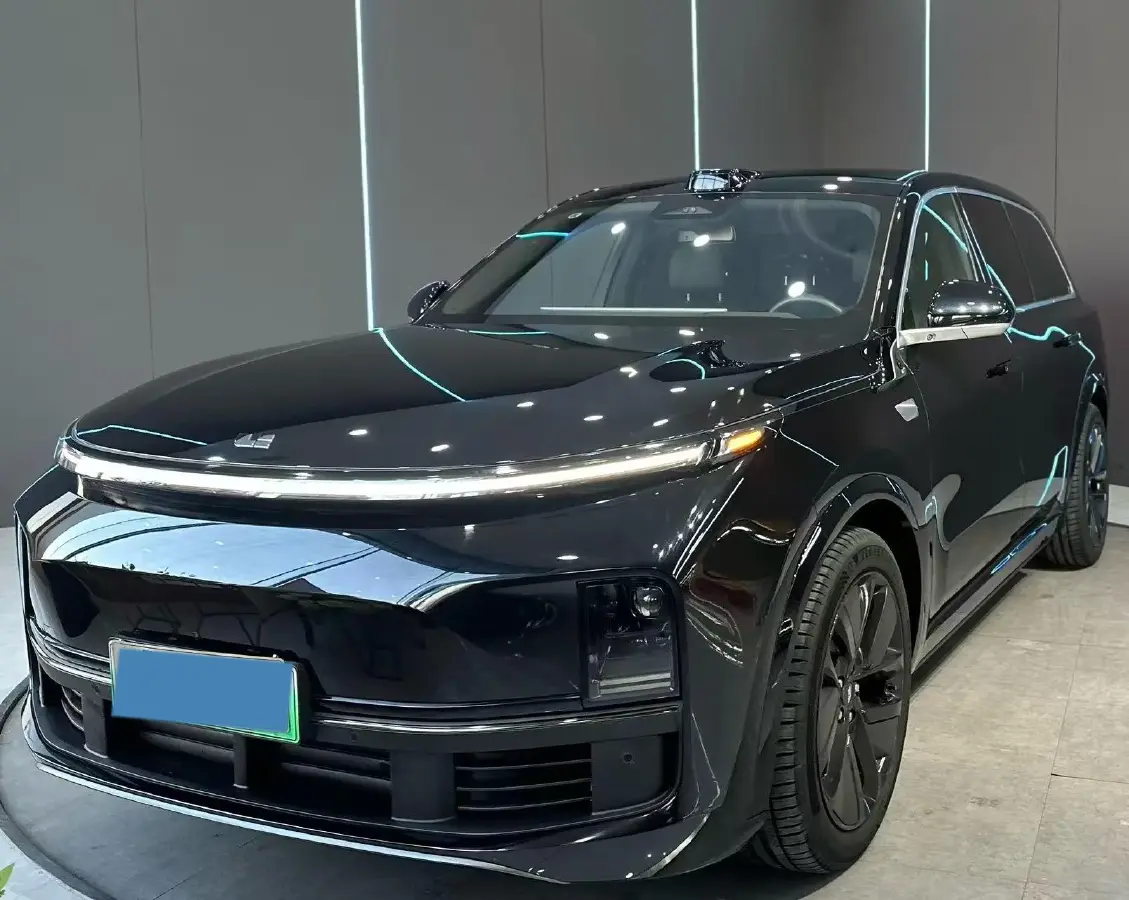 2024 Toyota Land Cruiser Prado 2.4T 282HP L4 8AT Hybrid