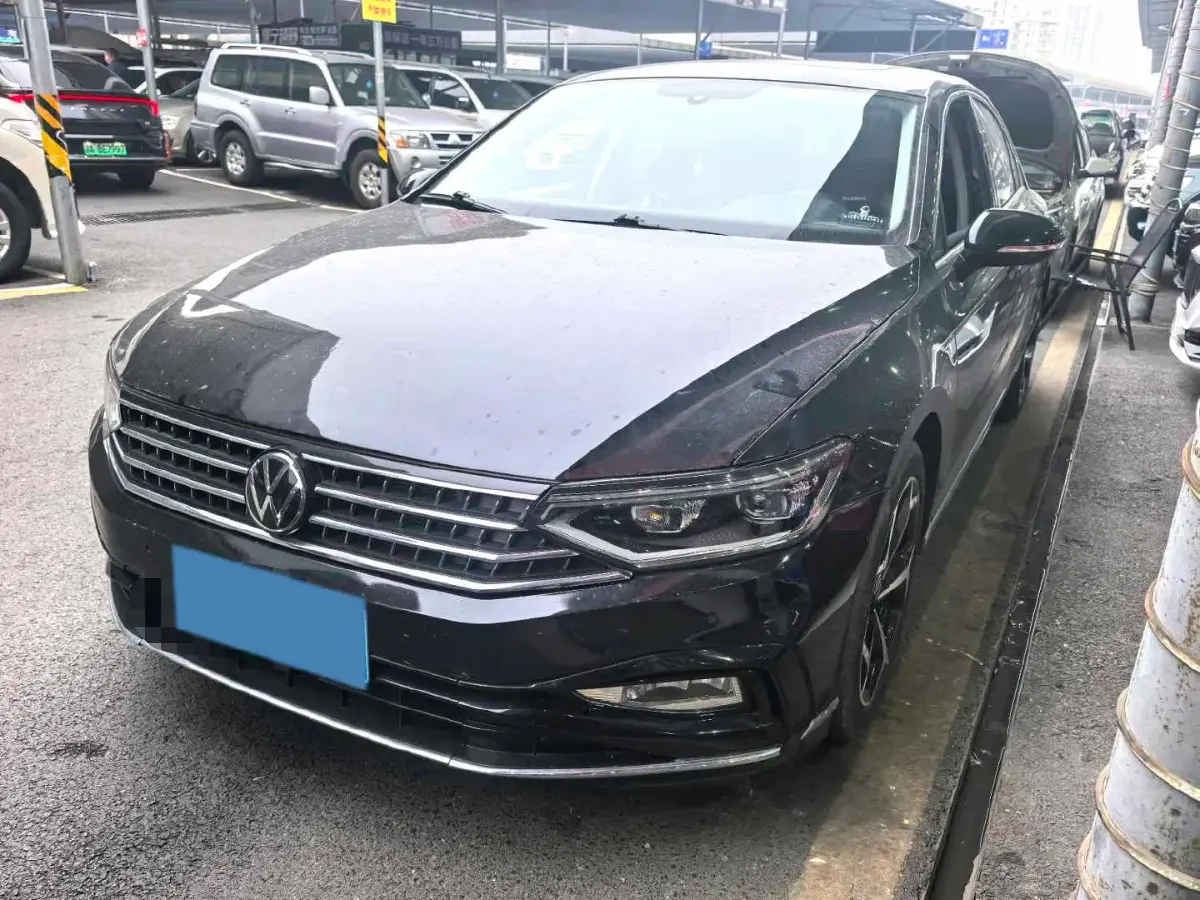 2023 Volkswagen Magotan 2.0T 186HP L4 7DCT