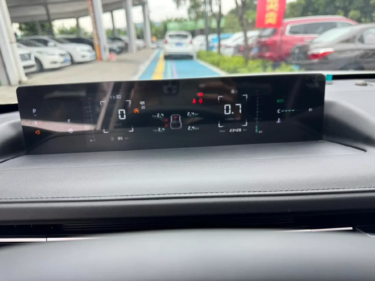 2023 ChangAn Oshan Z6 1.5T 188HP L4 7DCT,autocango,china used car exporter,china ev exporter,chinese used car exporter,chinese used ev exporter