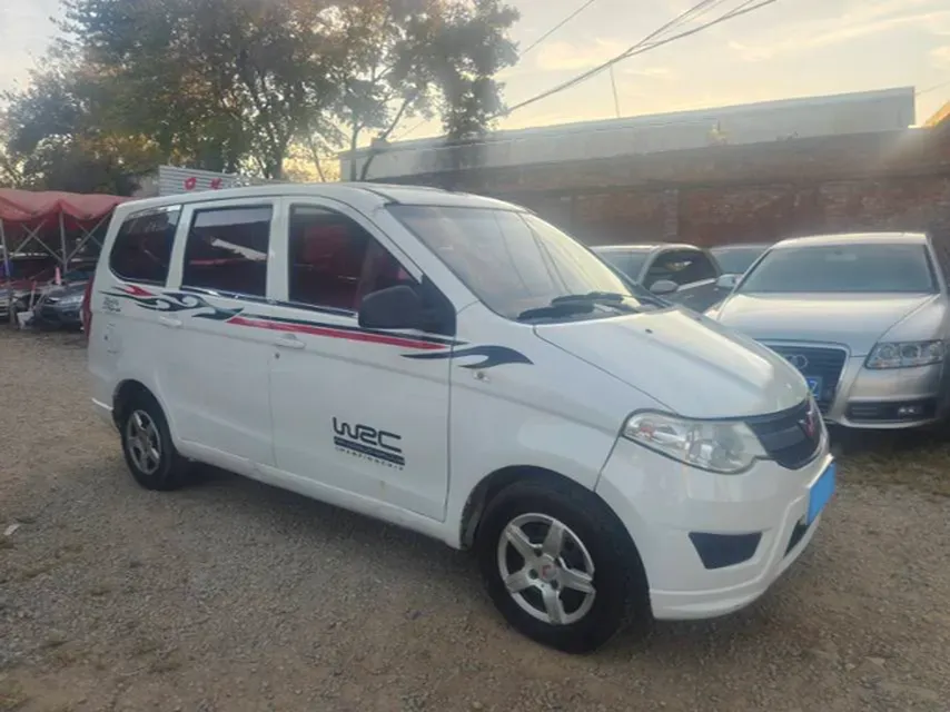 2018 WuLing HongGuang S3 1.5L 112HP L4 6MT,autocango,china used car exporter,china ev exporter,chinese used car exporter,chinese used ev exporter