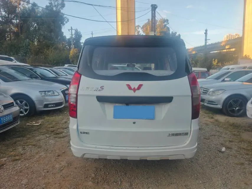 2018 WuLing HongGuang S3 1.5L 112HP L4 6MT,autocango,china used car exporter,china ev exporter,chinese used car exporter,chinese used ev exporter