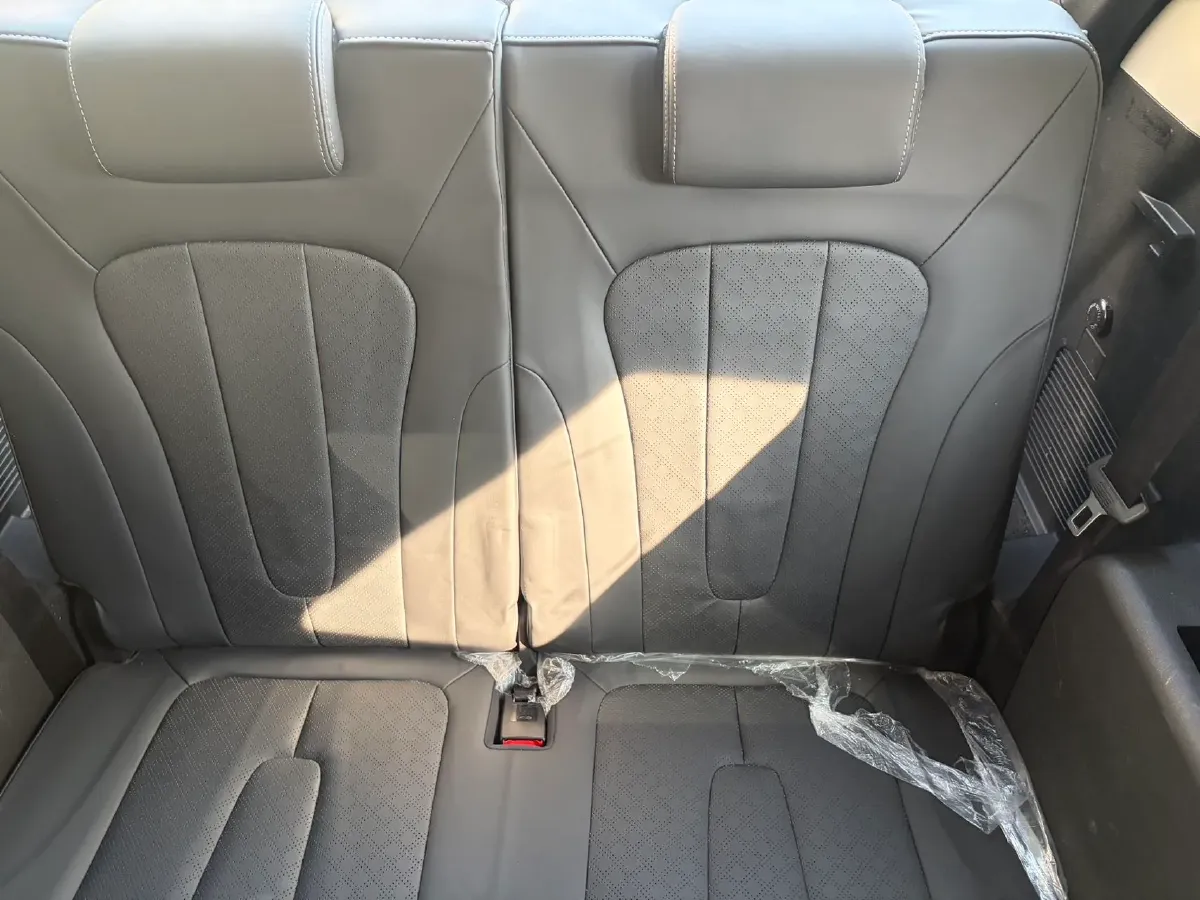 2021 Volkswagen T-Cross 1.5L 113HP L4 6AT,autocango,china used car exporter,china ev exporter,chinese used car exporter,chinese used ev exporter