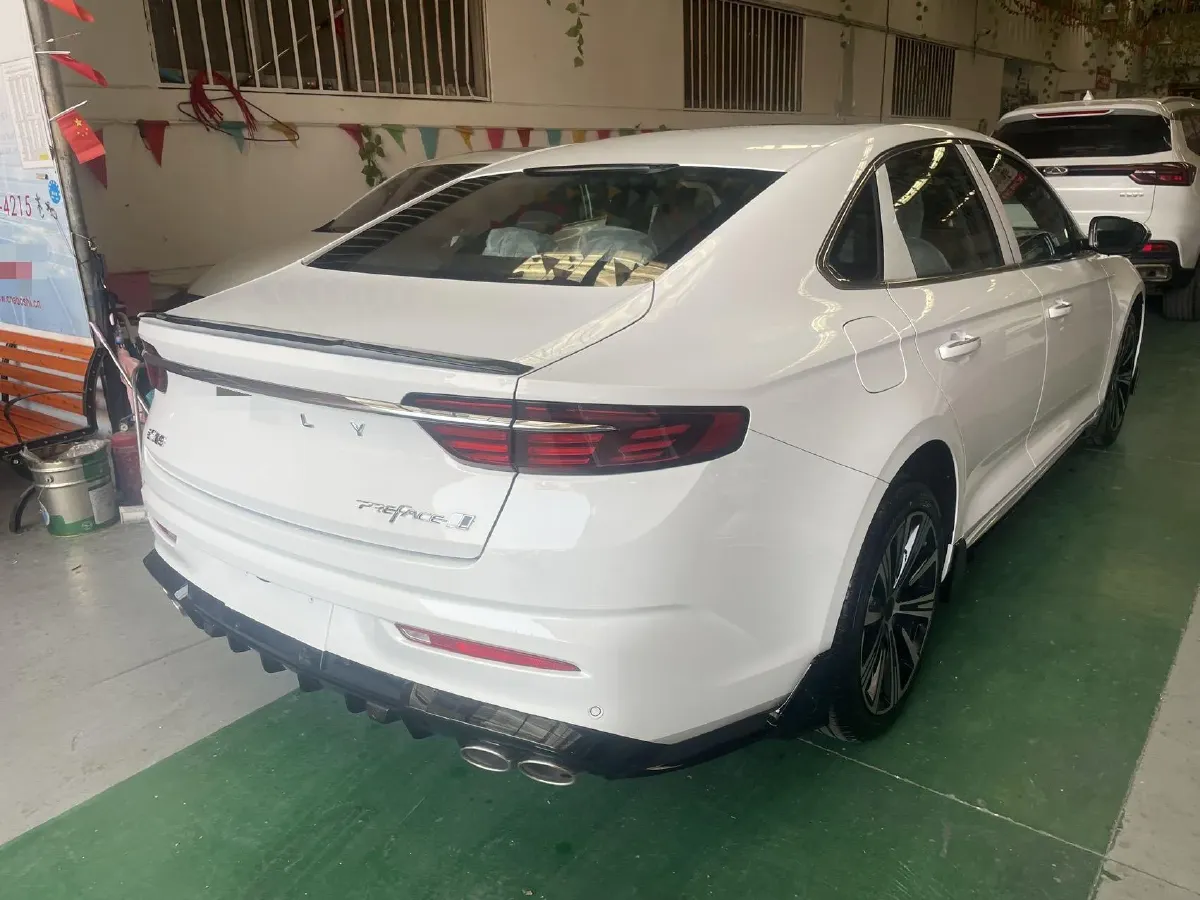 2025 Geely Preface 1.5T 181HP L4 7DCT,autocango,china used car exporter,china ev exporter,chinese used car exporter,chinese used ev exporter
