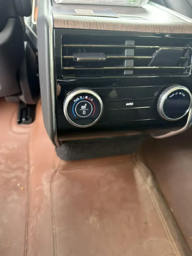 2022 Land Rover Range Rover 3.0T 400HP L6 8AT,autocango,china used car exporter,china ev exporter,chinese used car exporter,chinese used ev exporter