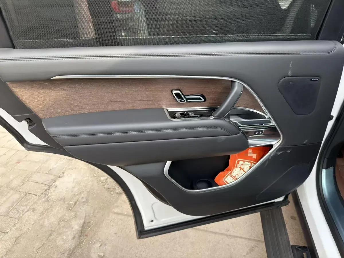 2022 Land Rover Range Rover 3.0T 400HP L6 8AT,autocango,china used car exporter,china ev exporter,chinese used car exporter,chinese used ev exporter