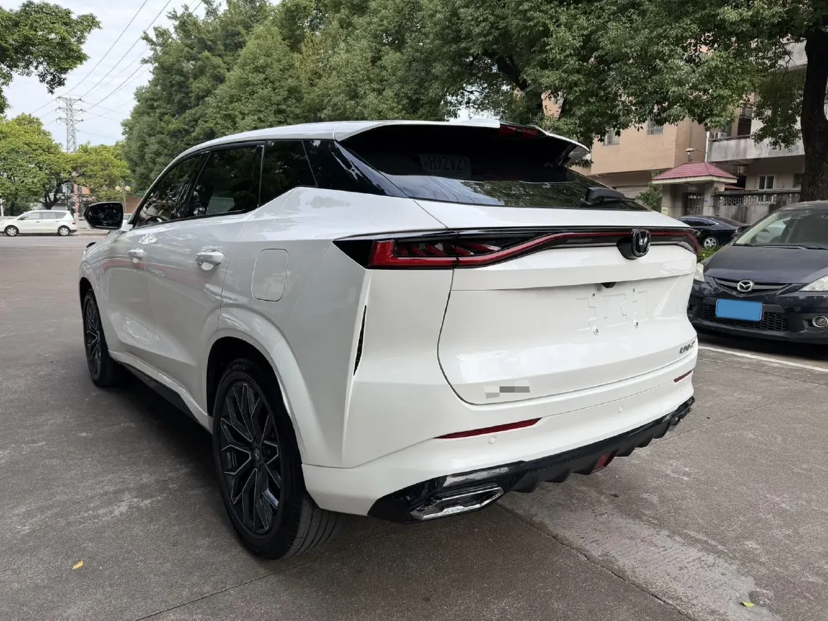 2025 ChangAn UNI-Z 1.5T 188HP L4 7DCT,autocango,china used car exporter,china ev exporter,chinese used car exporter,chinese used ev exporter