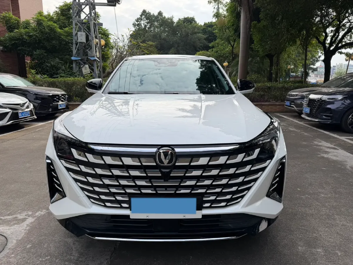 2025 ChangAn UNI-Z 1.5T 188HP L4 7DCT,autocango,china used car exporter,china ev exporter,chinese used car exporter,chinese used ev exporter