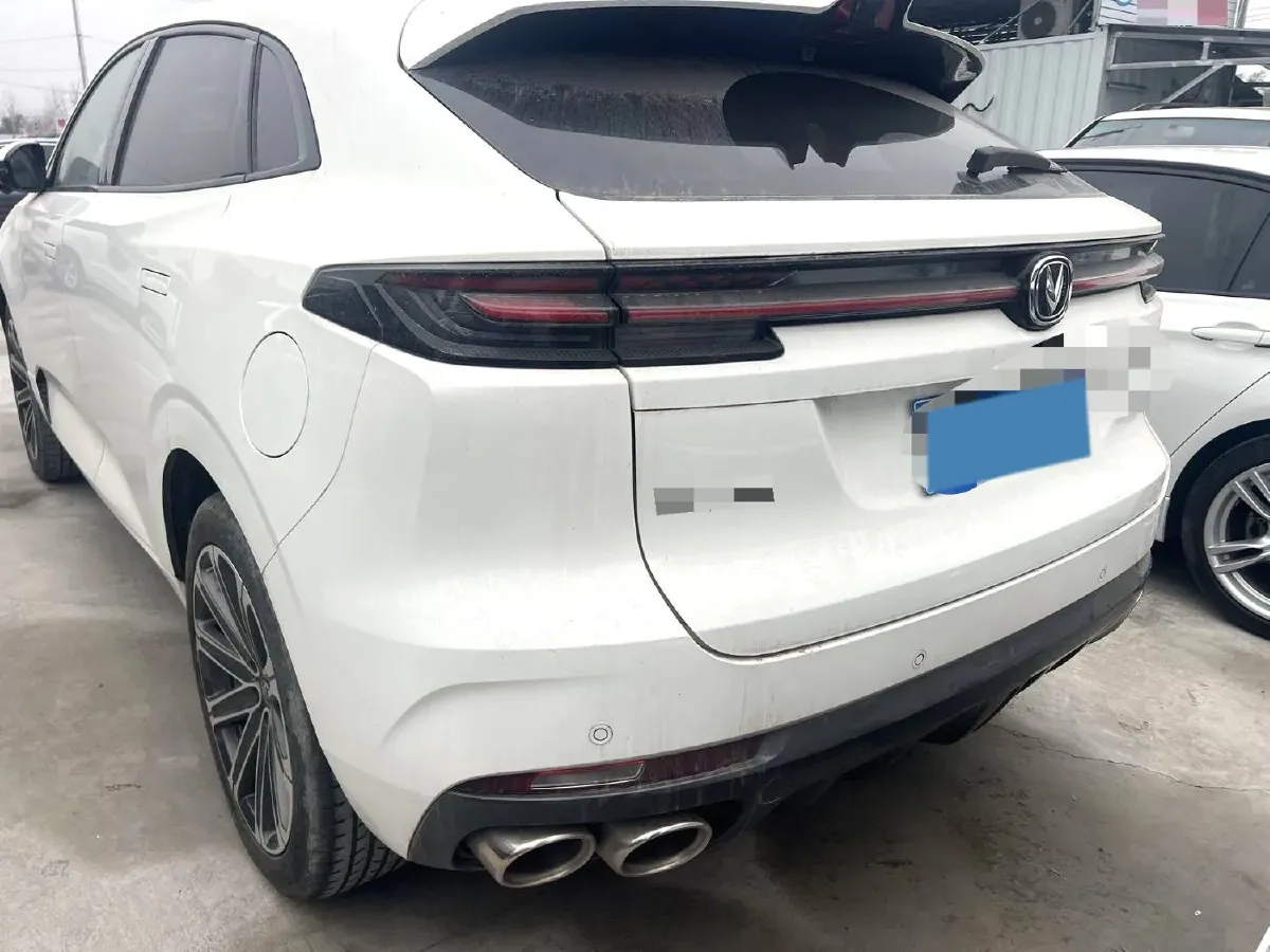 2021 ChangAn UNI-K 2.0T 233HP L4 8AT,autocango,china used car exporter,china ev exporter,chinese used car exporter,chinese used ev exporter
