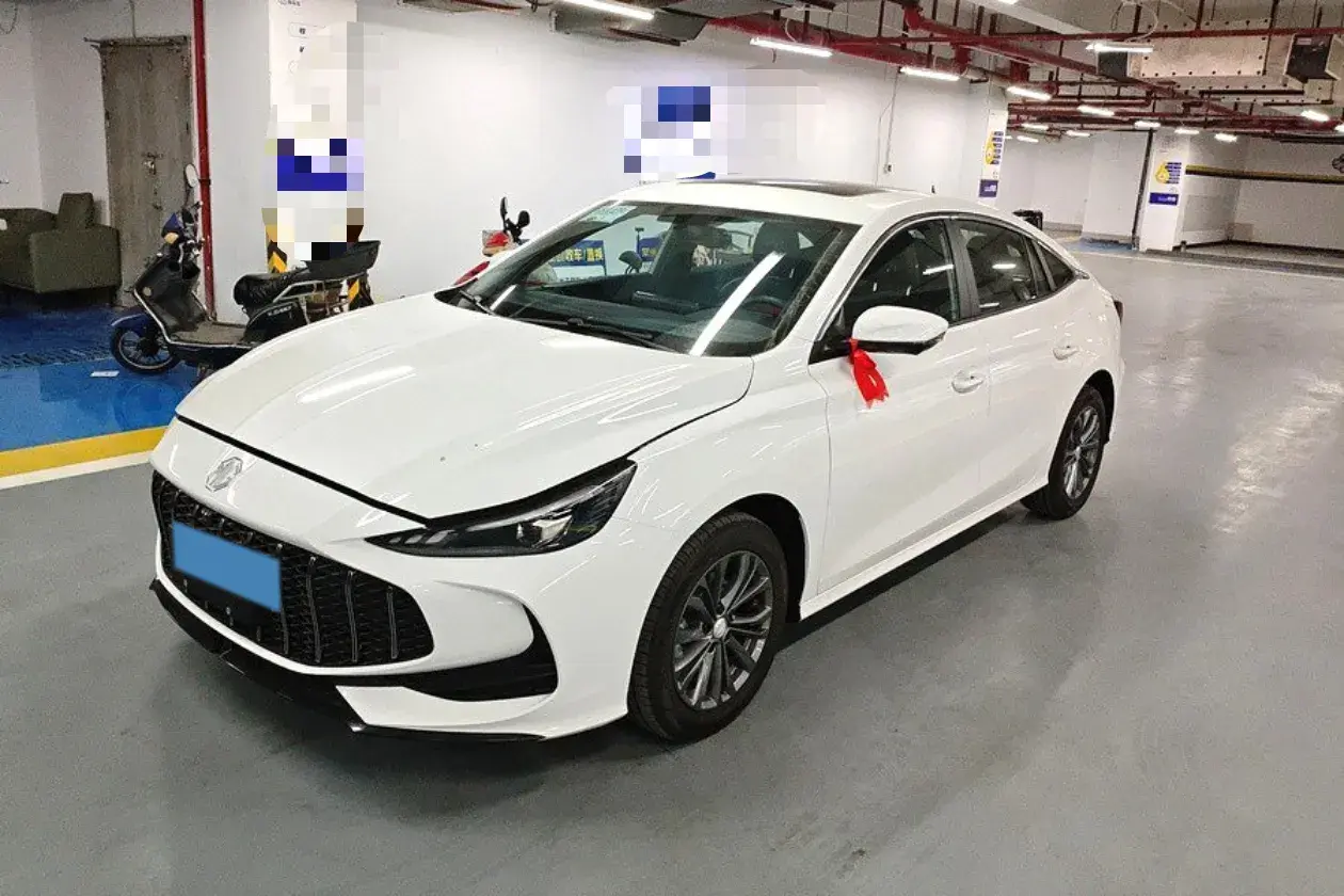 2025 MG 5 1.5L 129HP L4 CVT