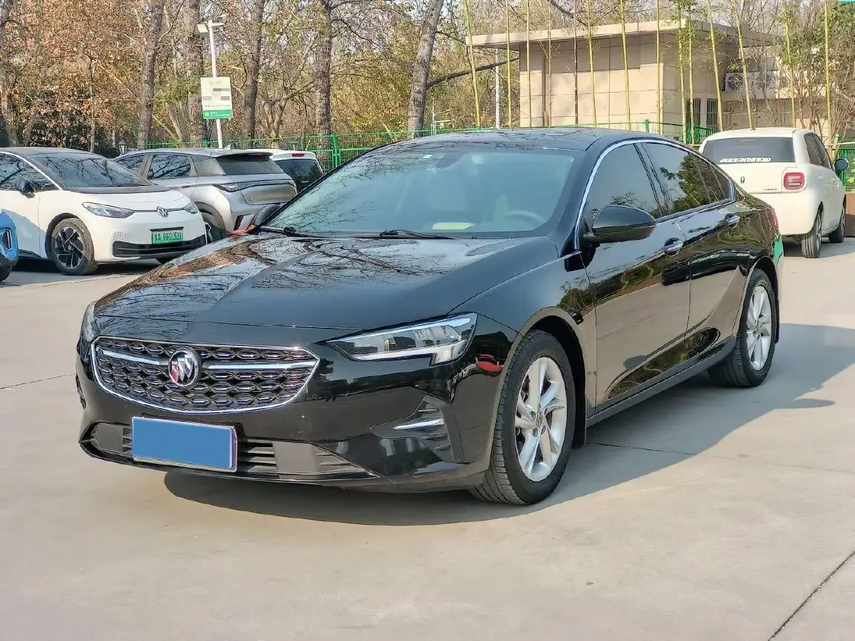 2021 Buick Regal 1.5T 169HP L4 9AT
