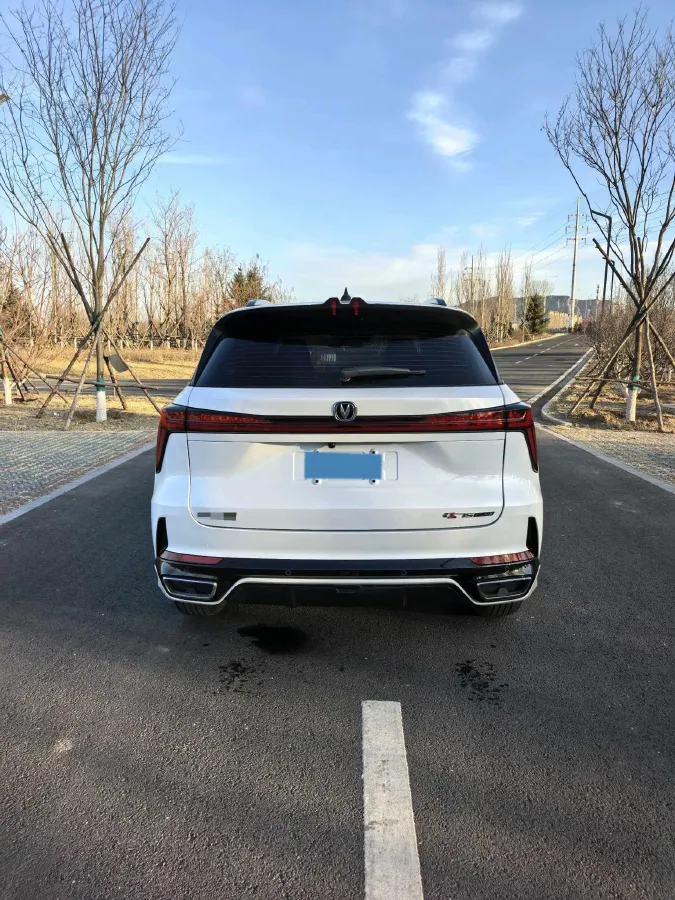 2024 ChangAn CS75 Plus 1.5T 188HP L4 8AT,autocango,china used car exporter,china ev exporter,chinese used car exporter,chinese used ev exporter