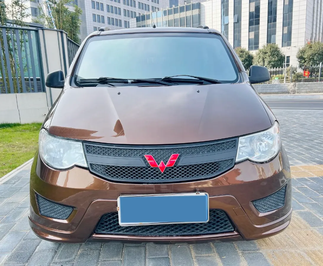 2018 WuLing HongGuang 1.2L 82HP L4 5MT,autocango,china used car exporter,china ev exporter,chinese used car exporter,chinese used ev exporter