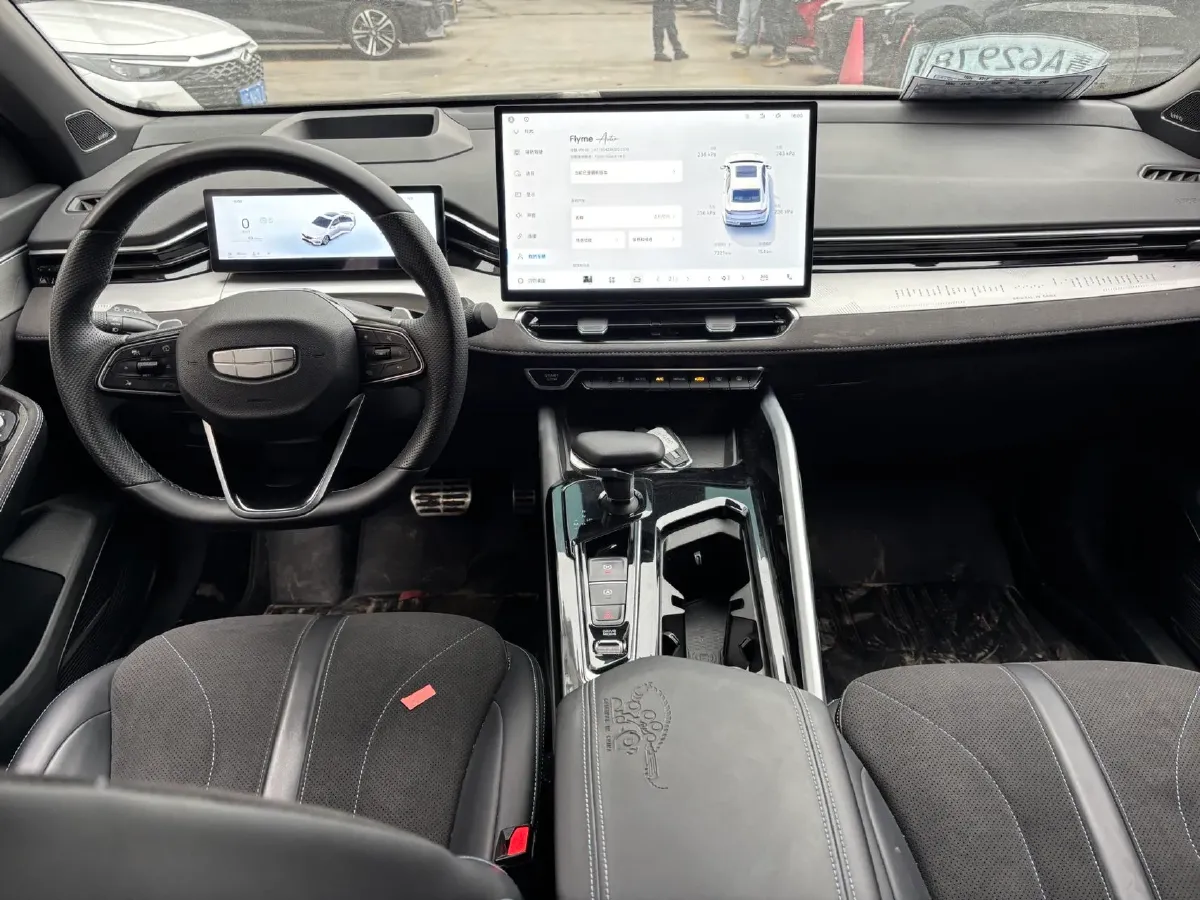 2025 Geely Preface 2.0T 238HP L4 8AT,autocango,china used car exporter,china ev exporter,chinese used car exporter,chinese used ev exporter