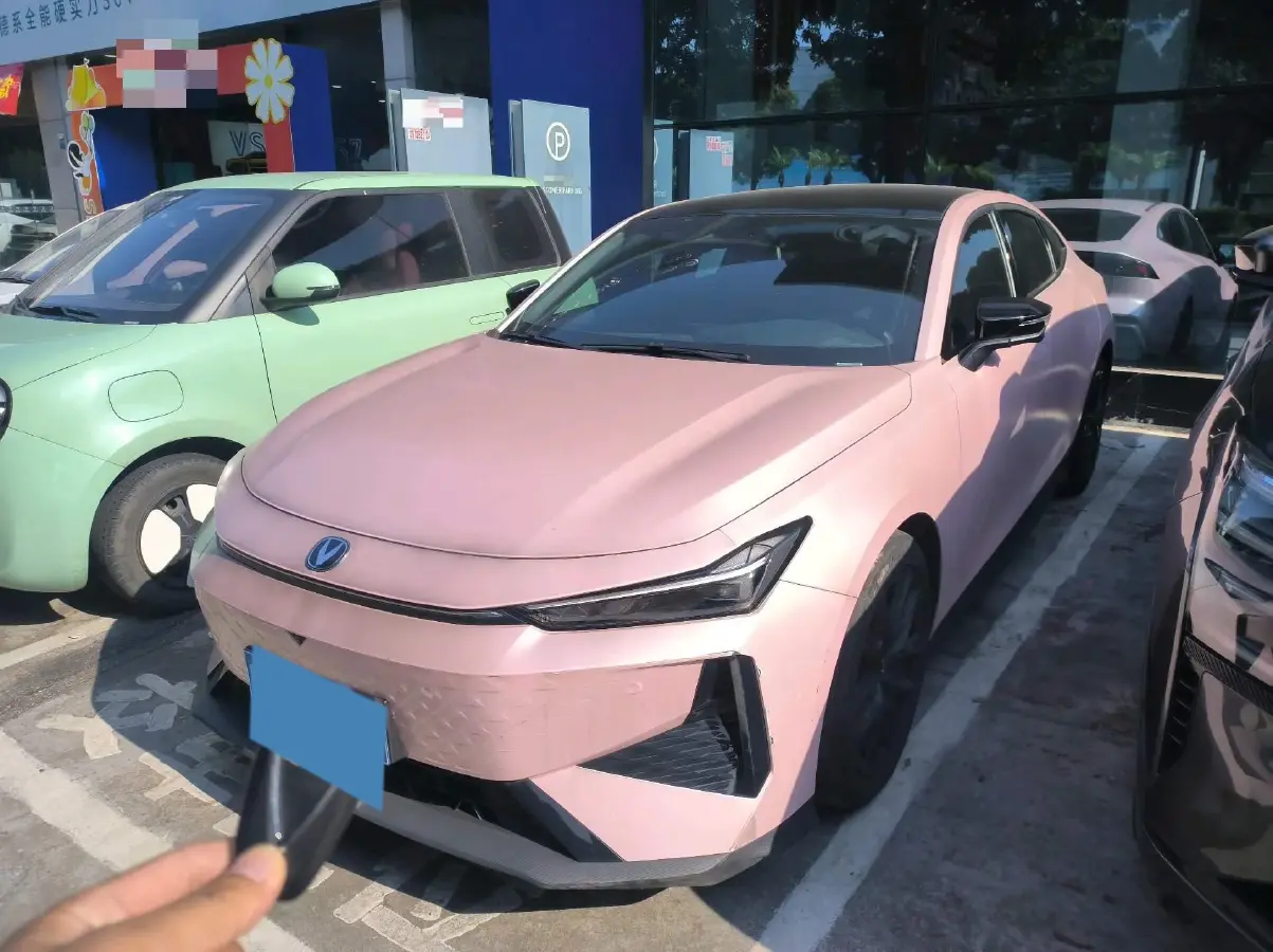 2024 ChangAn UNI-V 1.5T 188HP L4 7DCT