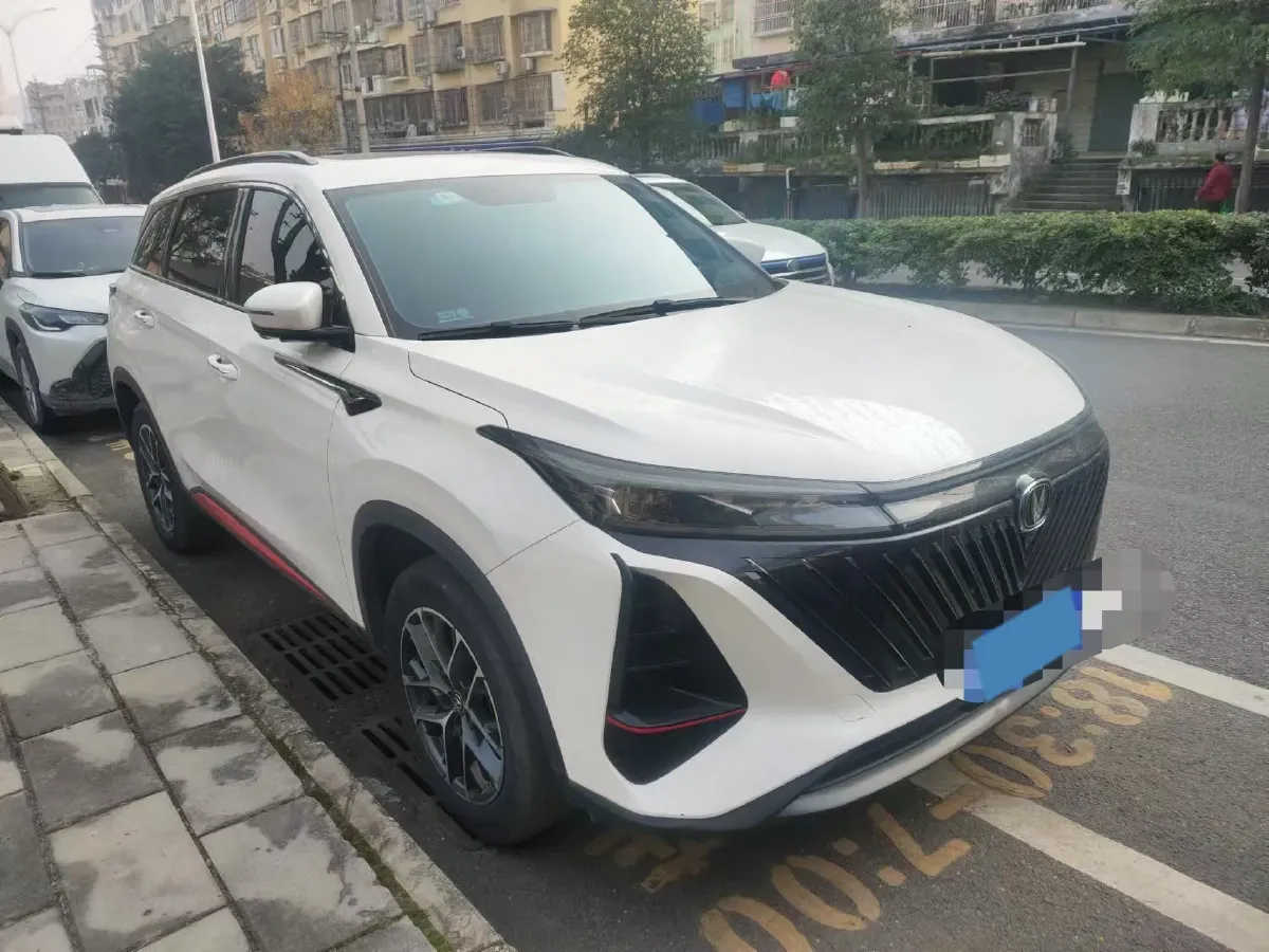 2022 ChangAn CS75 Plus 1.5T 178HP L4 6AT,autocango,china used car exporter,china ev exporter,chinese used car exporter,chinese used ev exporter