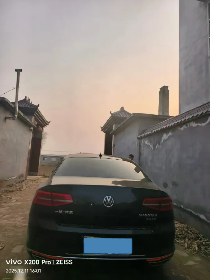 2019 Volkswagen Magotan 2.0T 186HP L4 7DCT,autocango,china used car exporter,china ev exporter,chinese used car exporter,chinese used ev exporter