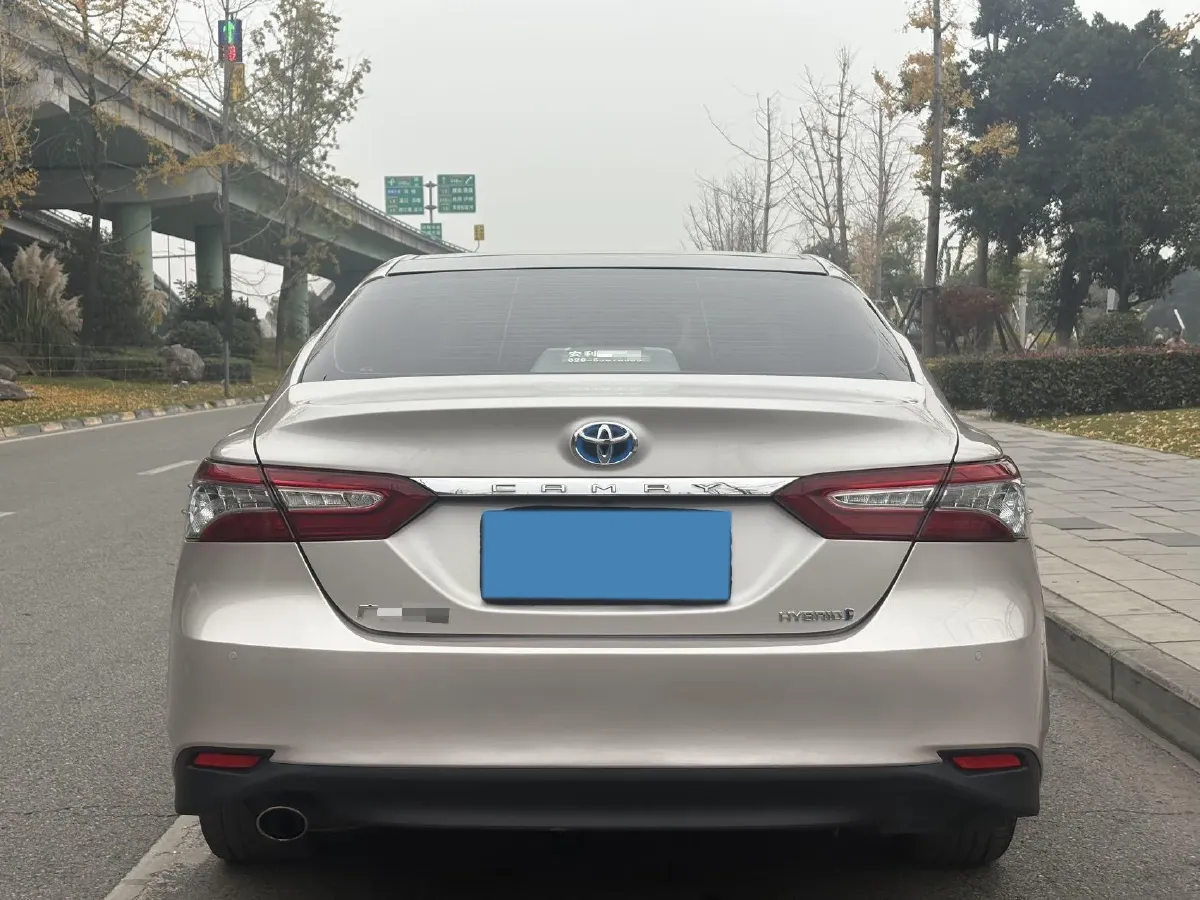 2019 Toyota Camry 2.5L 178HP L4 E-CVT Hybrid,autocango,china used car exporter,china ev exporter,chinese used car exporter,chinese used ev exporter