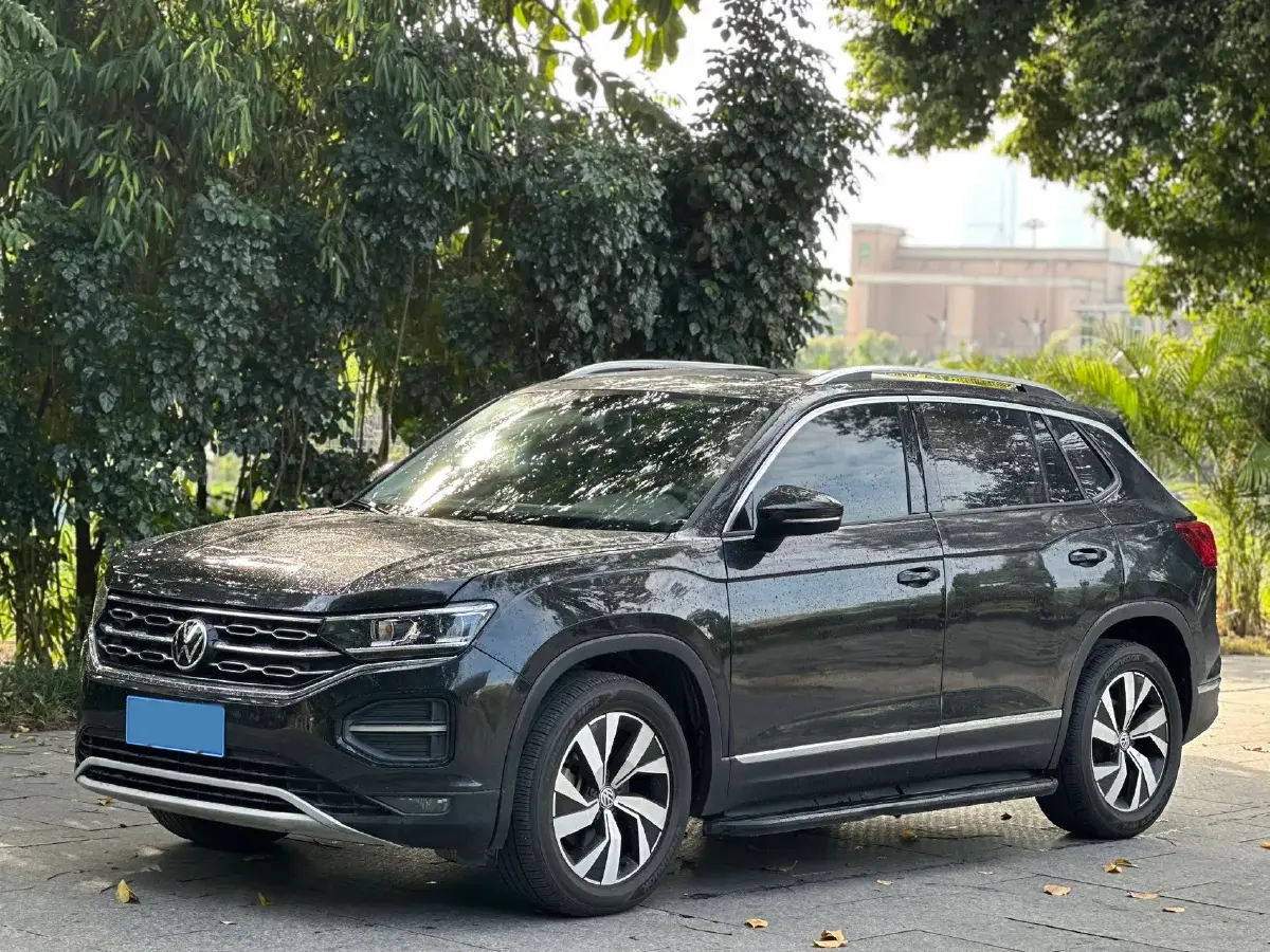 2019 Jeep Cherokee 2.0T 234HP L4 9AT
