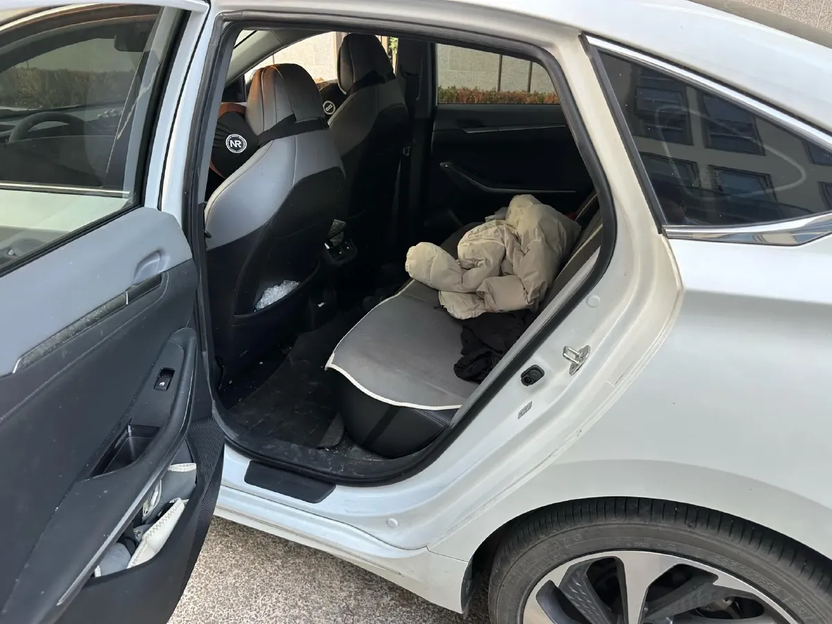 2023 ChangAn Raeton Plus 1.5T 188HP L4 7DCT,autocango,china used car exporter,china ev exporter,chinese used car exporter,chinese used ev exporter