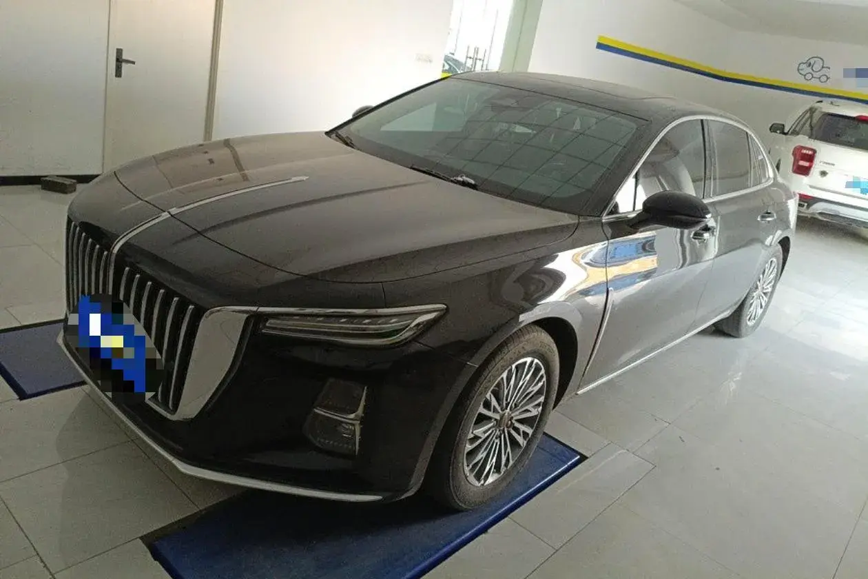 2023 HongQi H5 2.0T 224HP L4 8AT