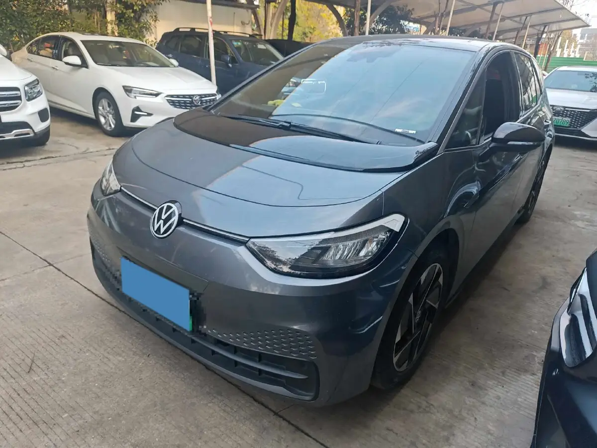 2023 Volkswagen ID.3 BEV 52.8KWH