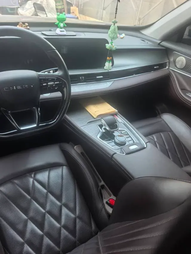 2024 Chery Tiggo 8 PRO 2.0T 254HP L4 7DCT,autocango,china used car exporter,china ev exporter,chinese used car exporter,chinese used ev exporter