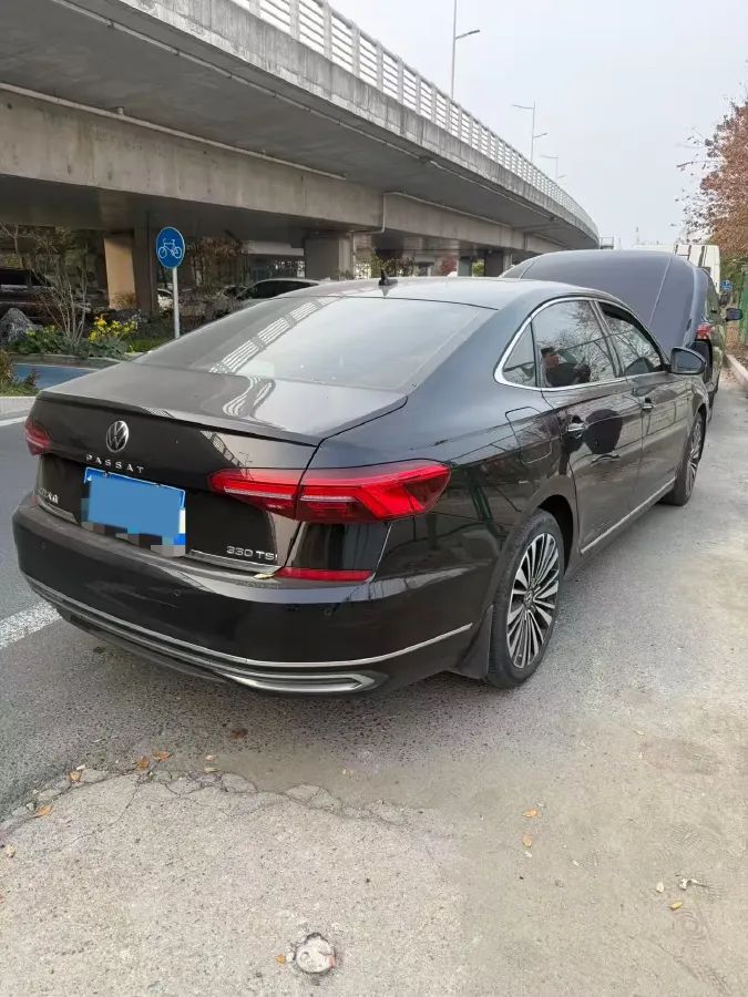 2021 Volkswagen Passat 2.0T 186HP L4 7DCT,autocango,china used car exporter,china ev exporter,chinese used car exporter,chinese used ev exporter