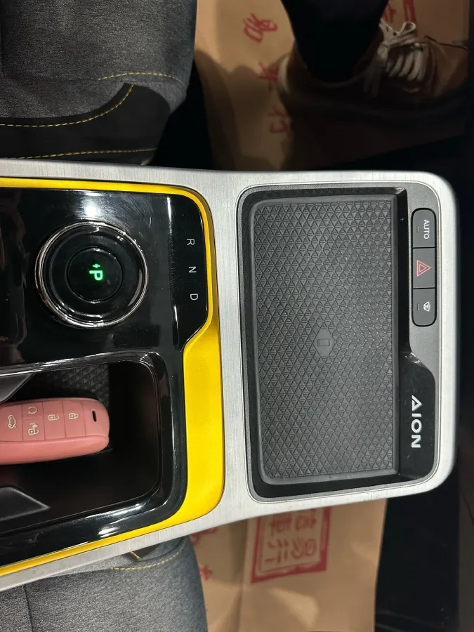 2022 Geely Okavango 1.8T 184HP L4 7DCT,autocango,china used car exporter,china ev exporter,chinese used car exporter,chinese used ev exporter