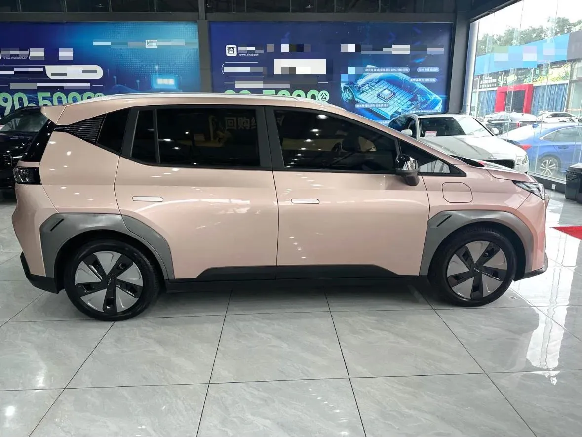 2022 Geely Okavango 1.8T 184HP L4 7DCT,autocango,china used car exporter,china ev exporter,chinese used car exporter,chinese used ev exporter