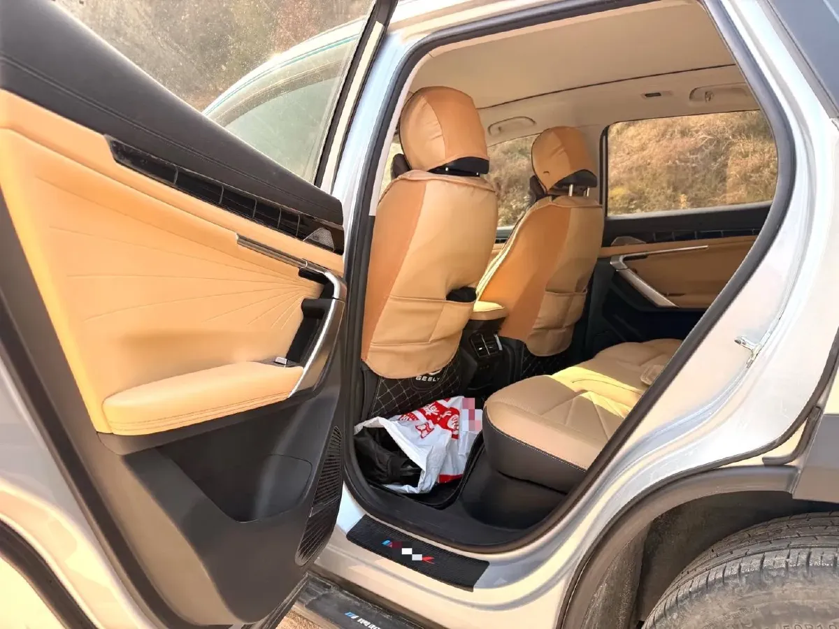 2024 Geely Monjaro 2.0T 238HP L4 8AT,autocango,china used car exporter,china ev exporter,chinese used car exporter,chinese used ev exporter