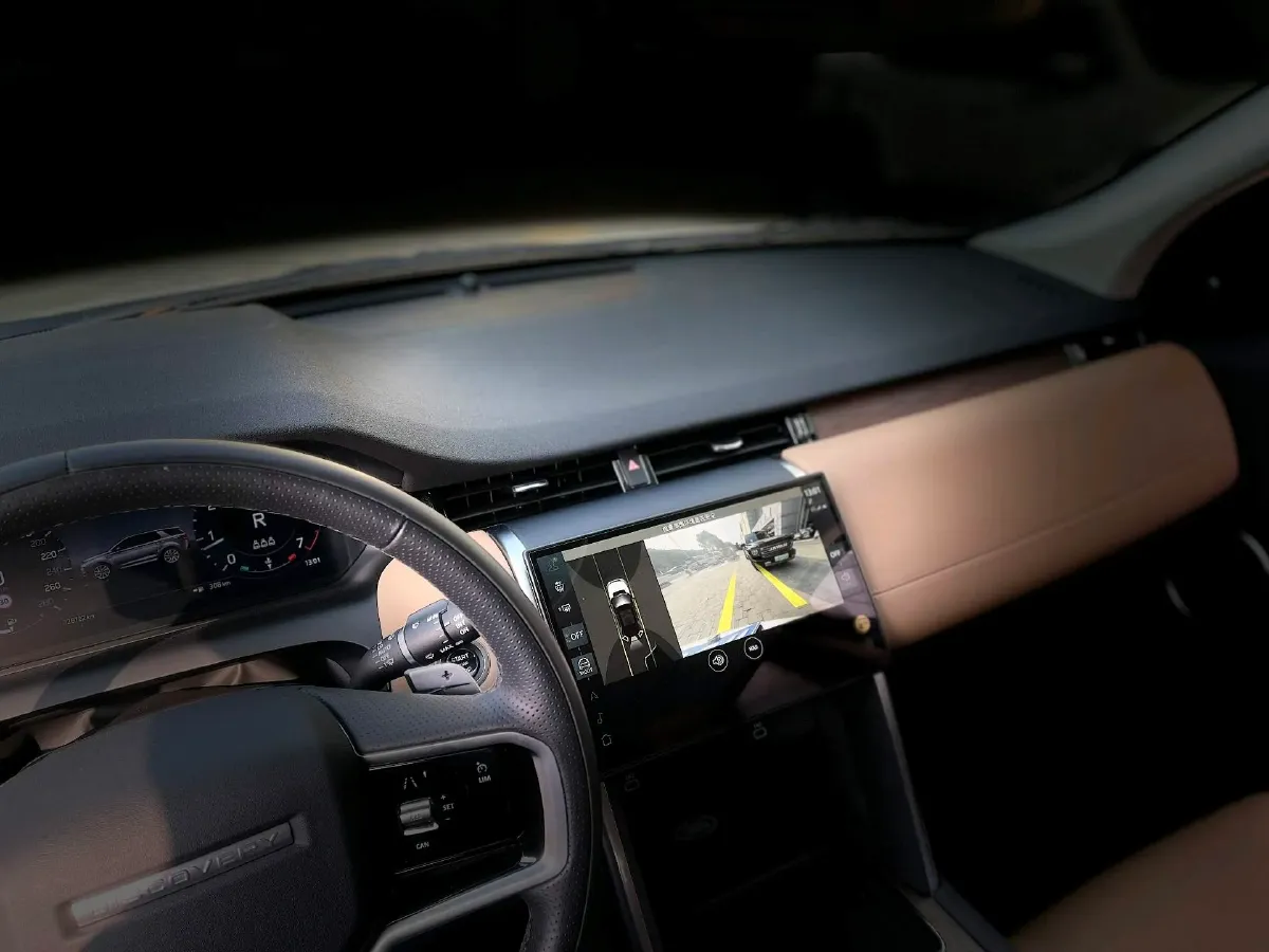 2024 Land Rover Discovery Sport 2.0T 249HP L4 9AT,autocango,china used car exporter,china ev exporter,chinese used car exporter,chinese used ev exporter