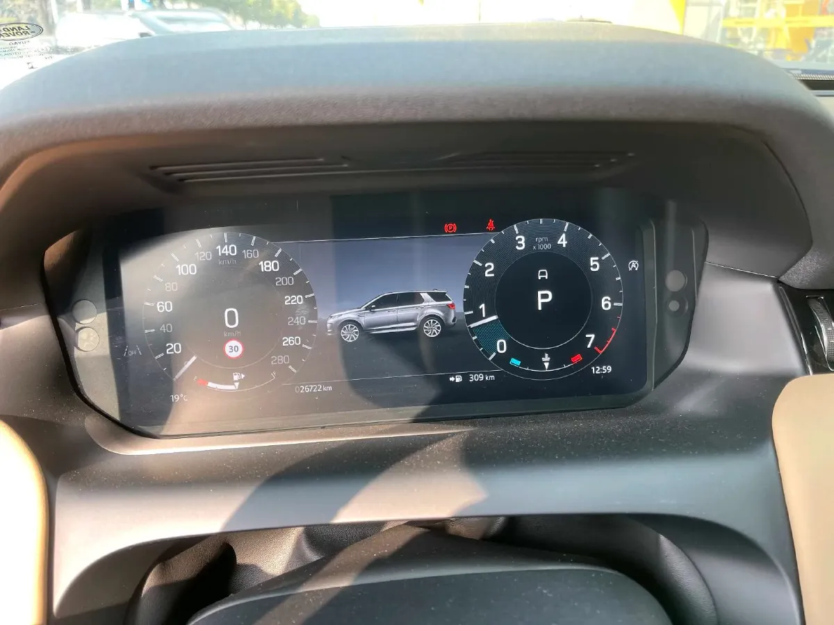 2024 Land Rover Discovery Sport 2.0T 249HP L4 9AT,autocango,china used car exporter,china ev exporter,chinese used car exporter,chinese used ev exporter