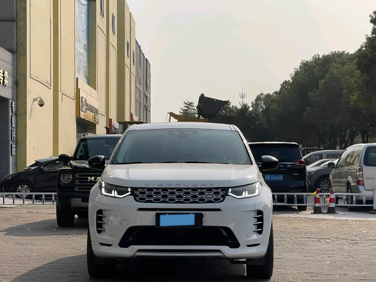 2024 Land Rover Discovery Sport 2.0T 249HP L4 9AT,autocango,china used car exporter,china ev exporter,chinese used car exporter,chinese used ev exporter
