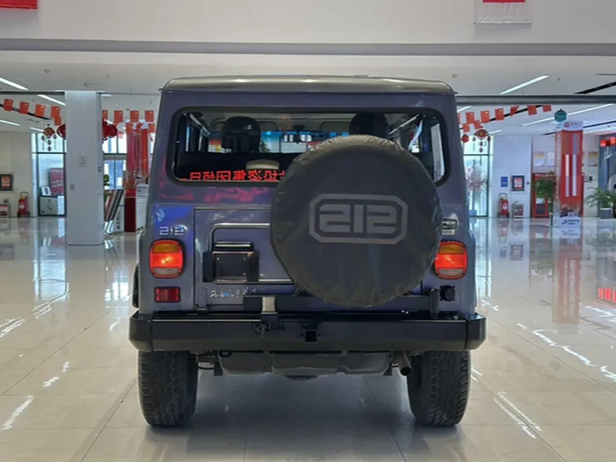 2023 BAW 212 2.4T 211HP L4 6MT,autocango,china used car exporter,china ev exporter,chinese used car exporter,chinese used ev exporter