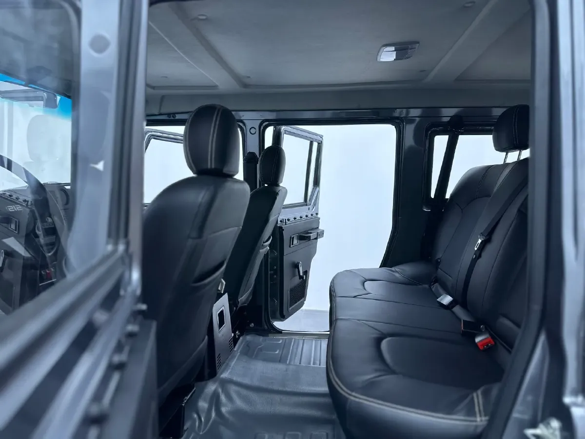 2023 BAW 212 2.4T 211HP L4 6MT,autocango,china used car exporter,china ev exporter,chinese used car exporter,chinese used ev exporter