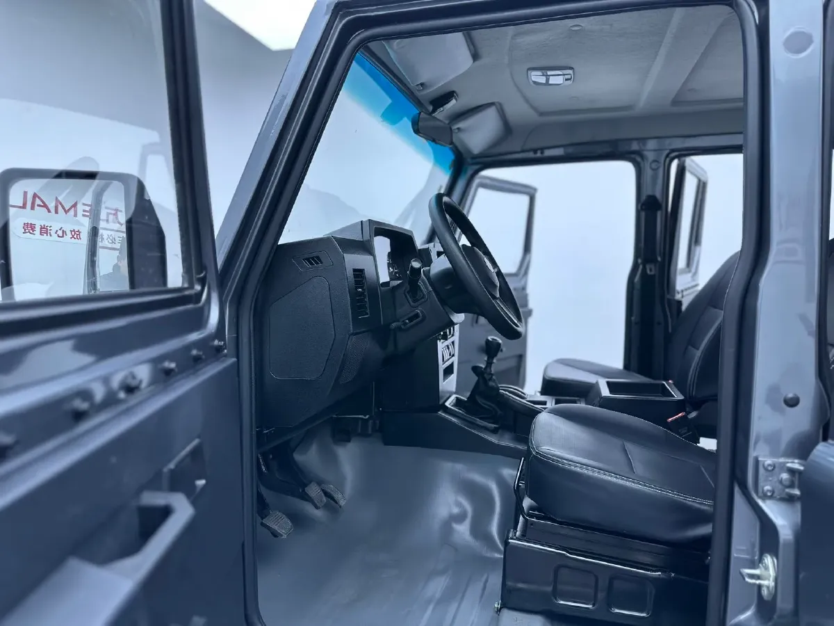 2023 BAW 212 2.4T 211HP L4 6MT,autocango,china used car exporter,china ev exporter,chinese used car exporter,chinese used ev exporter