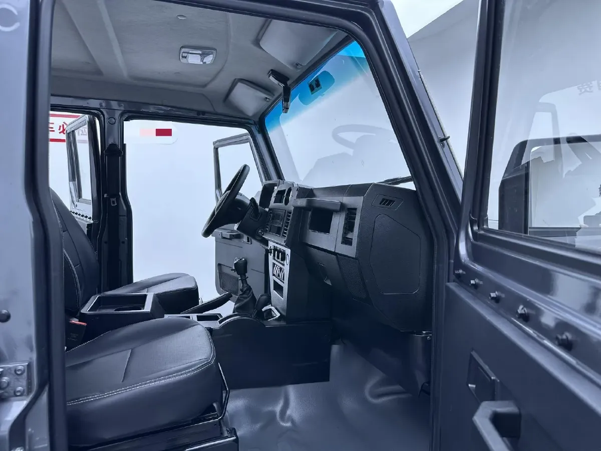 2023 BAW 212 2.4T 211HP L4 6MT,autocango,china used car exporter,china ev exporter,chinese used car exporter,chinese used ev exporter