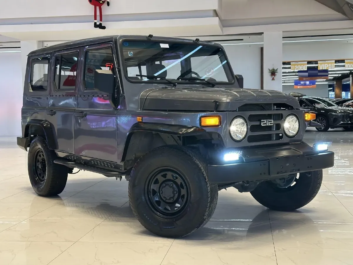 2023 BAW 212 2.4T 211HP L4 6MT,autocango,china used car exporter,china ev exporter,chinese used car exporter,chinese used ev exporter