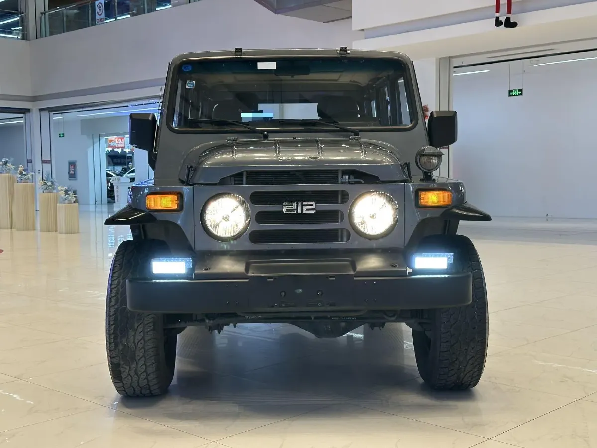 2023 BAW 212 2.4T 211HP L4 6MT,autocango,china used car exporter,china ev exporter,chinese used car exporter,chinese used ev exporter