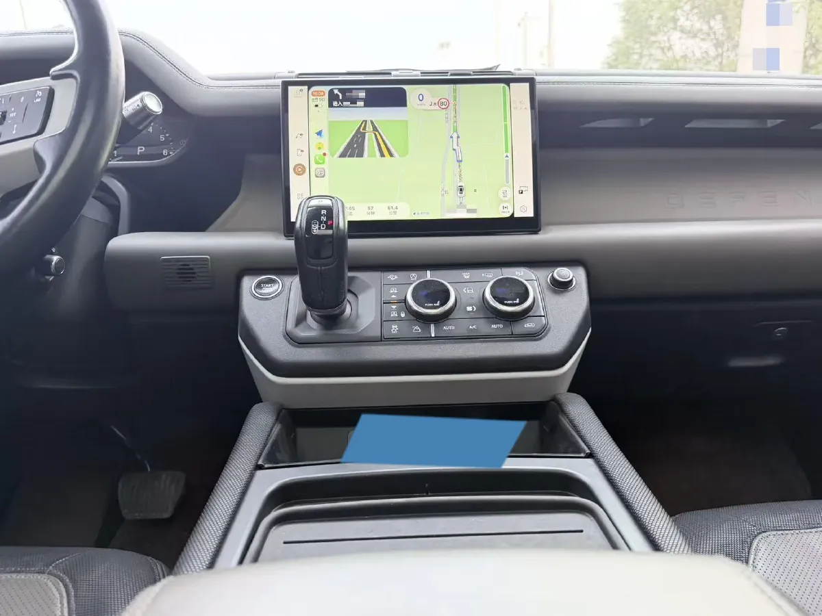 2022 Land Rover Defender 3.0T 400HP L6 8AT,autocango,china used car exporter,china ev exporter,chinese used car exporter,chinese used ev exporter