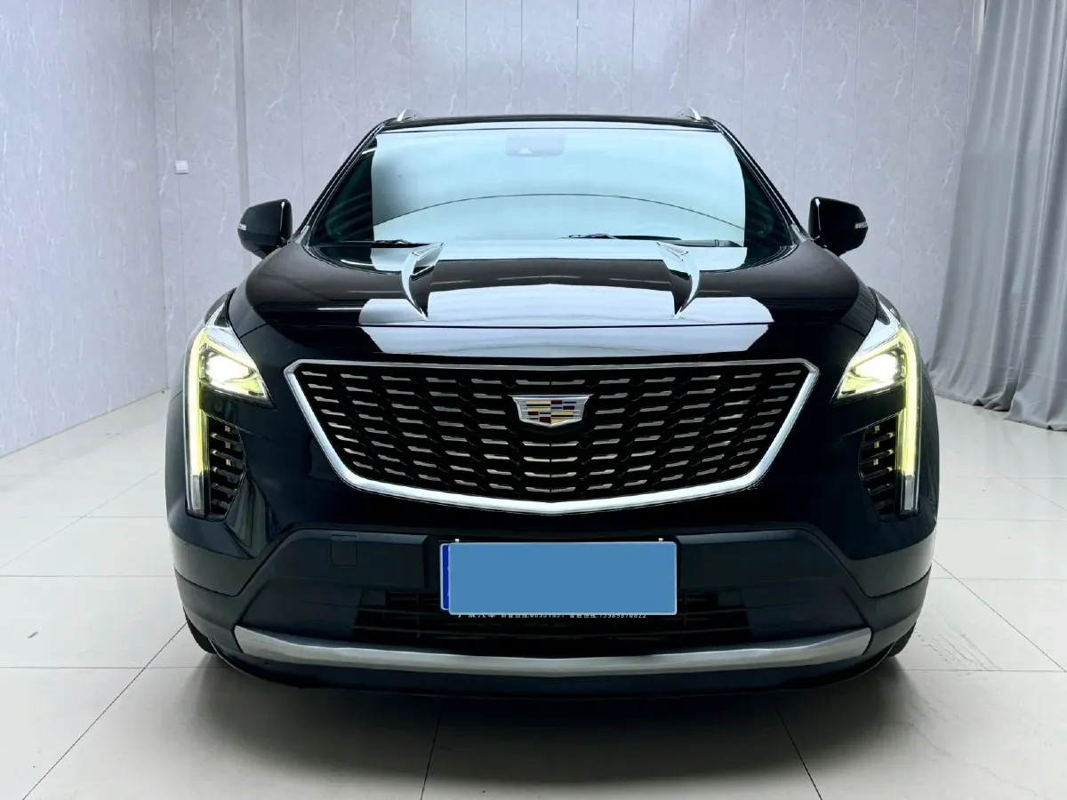 2023 Cadillac XT4 2.0T 237HP L4 9AT,autocango,china used car exporter,china ev exporter,chinese used car exporter,chinese used ev exporter
