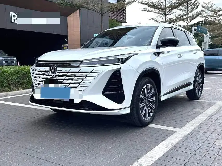 2024 ChangAn CS75 Plus 1.5T 188HP L4 8AT 2024 ChangAn CS75 Plus 1.5T 188HP L4 8AT