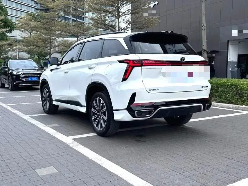 2024 ChangAn CS75 Plus 1.5T 188HP L4 8AT,autocango,china used car exporter,china ev exporter,chinese used car exporter,chinese used ev exporter