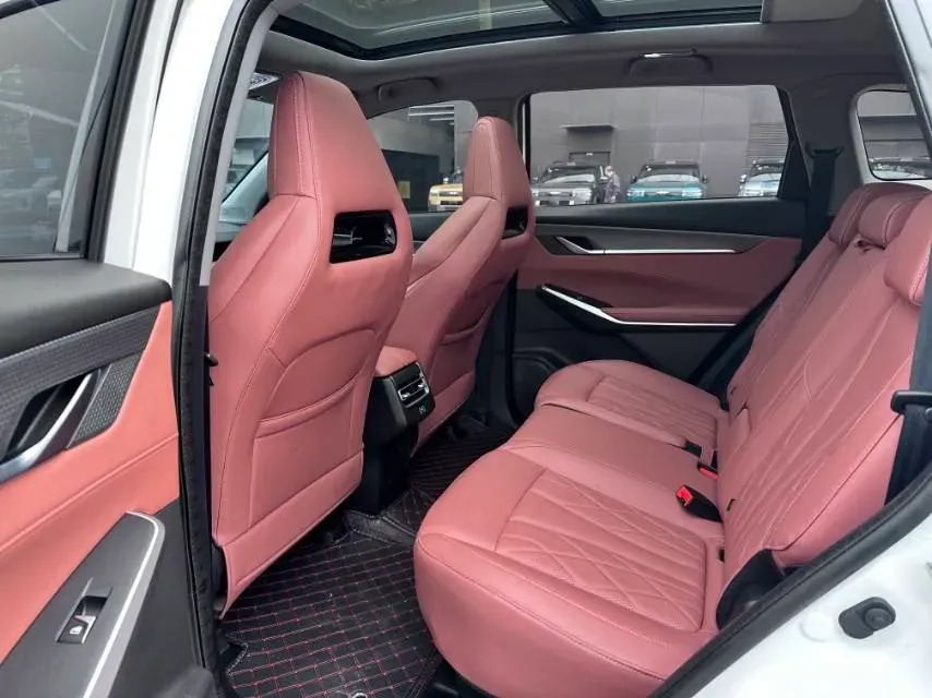 2024 ChangAn CS75 Plus 1.5T 188HP L4 8AT,autocango,china used car exporter,china ev exporter,chinese used car exporter,chinese used ev exporter