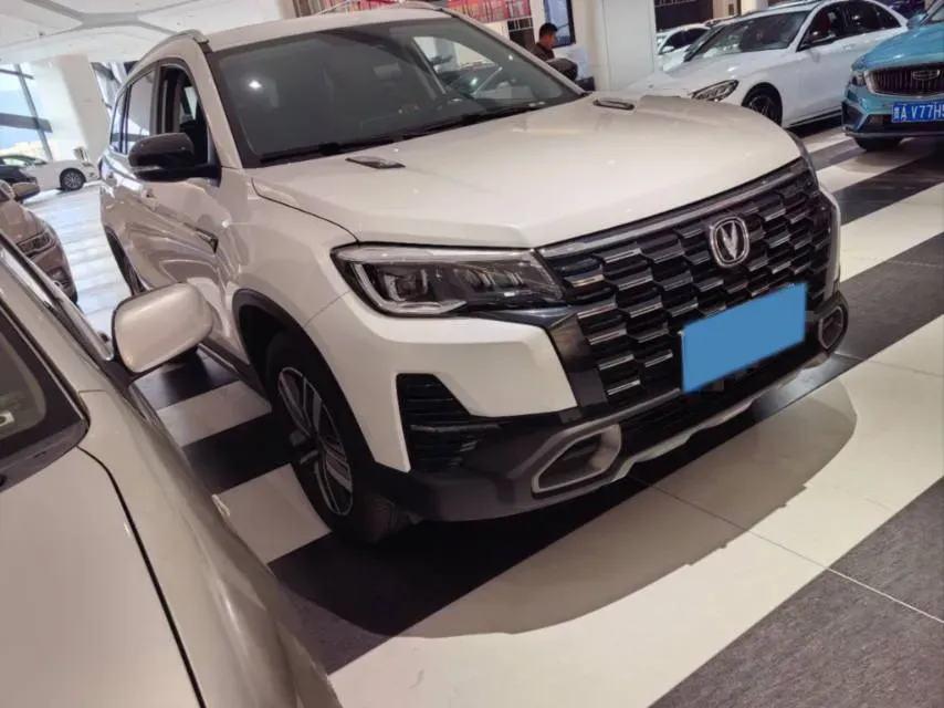 2024 ChangAn CS75 1.5T 188HP L4 7DCT,autocango,china used car exporter,china ev exporter,chinese used car exporter,chinese used ev exporter