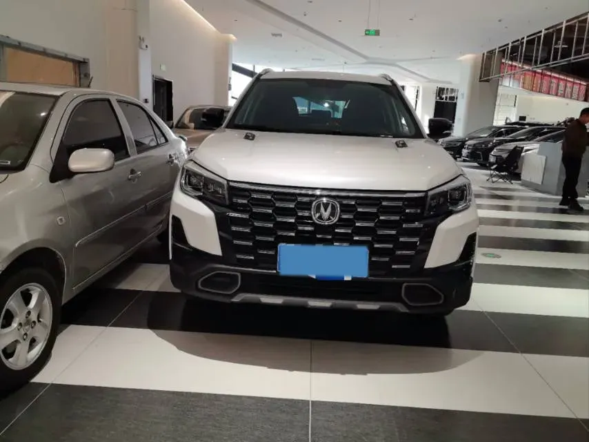 2024 ChangAn CS75 1.5T 188HP L4 7DCT,autocango,china used car exporter,china ev exporter,chinese used car exporter,chinese used ev exporter