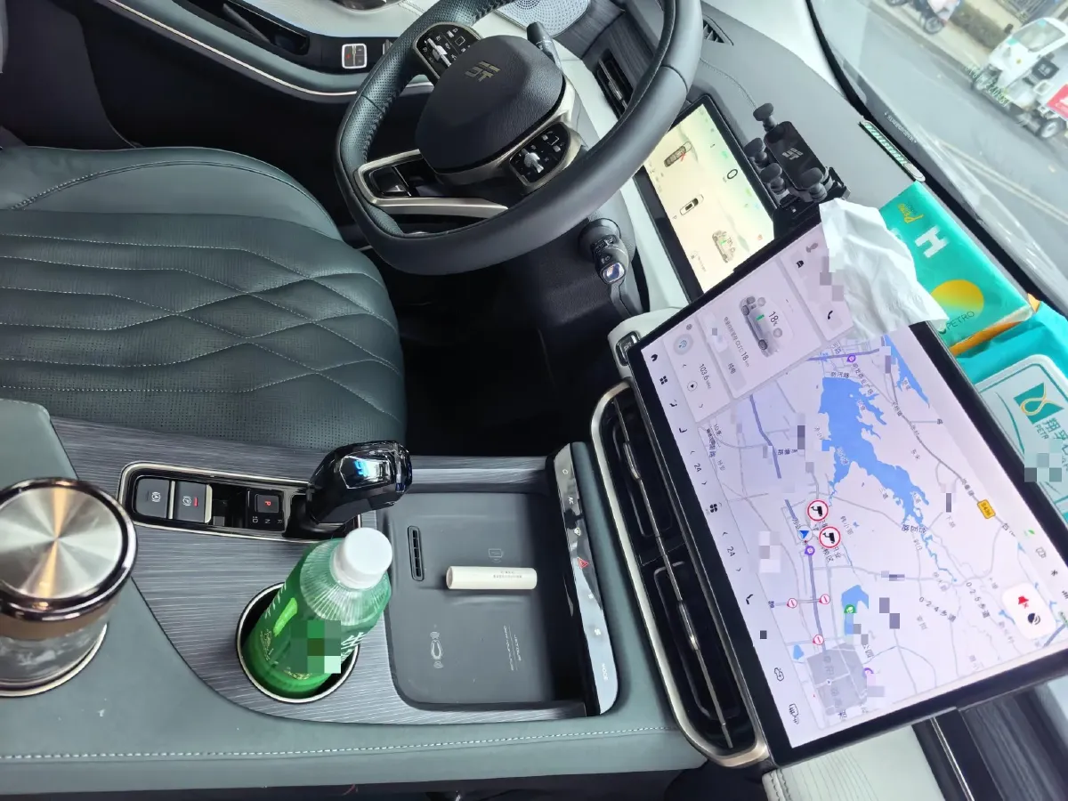 2023 Jetour Traveller 2.0T 254HP L4 7DCT,autocango,china used car exporter,china ev exporter,chinese used car exporter,chinese used ev exporter