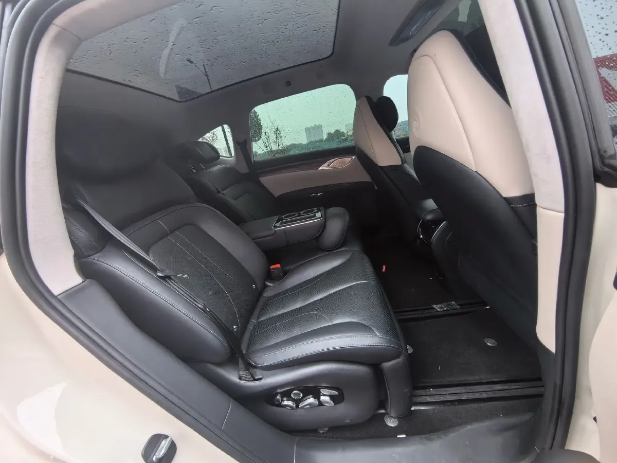 2024 IM LS7 BEV 90KWH,autocango,china used car exporter,china ev exporter,chinese used car exporter,chinese used ev exporter