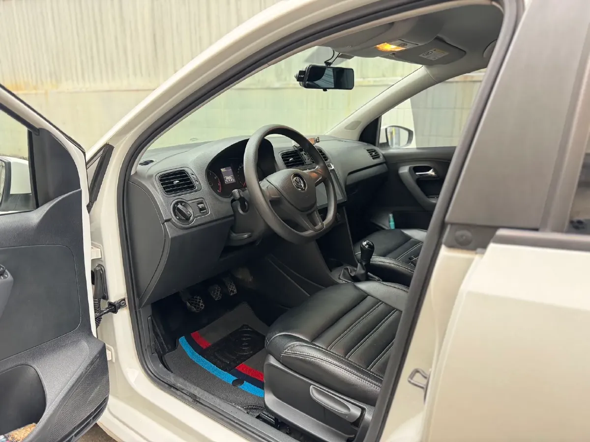 2018 ChangAn Eado 1.6L 128HP L4 5MT,autocango,china used car exporter,china ev exporter,chinese used car exporter,chinese used ev exporter